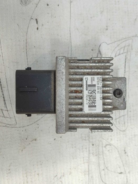 Modul bujii incandescente Peugeot 508 2013 2.2 Diesel 150kW Break (2010-2018) Cod:AV61-12A343-BA (5F3)