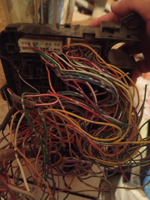 Блок предохранитель митсубиши оутландер