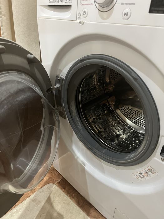 Продам стиральную машину