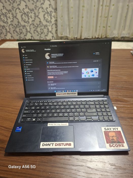 Asus Vivobook Noutbuk