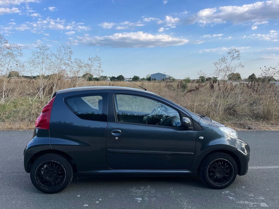 Peugeot 107 1.0i