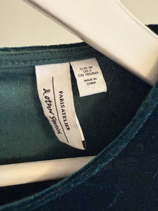 &Other stories рокля в кадифе