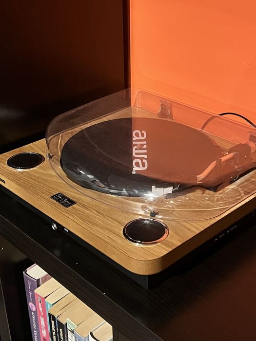 AIWA GBTUR-120MKII — ретро грамофон с модерен звук