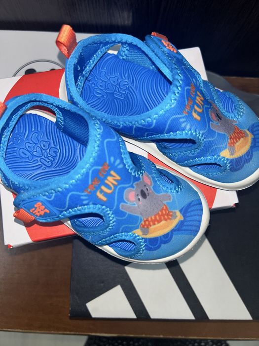 НОВЫЕ Детские сандали