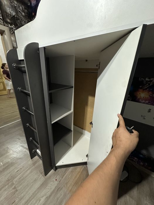 Продам детскую кровать 3в1