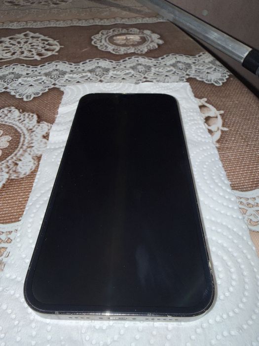 Продавам Iphone 13 pro max, 256GB, Graphite colour.