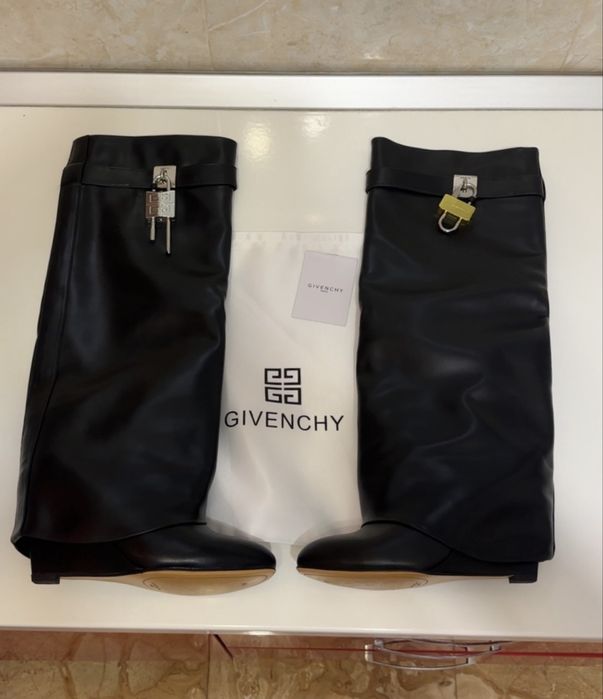 Givenchy Shark Lock Boots Marimea 37