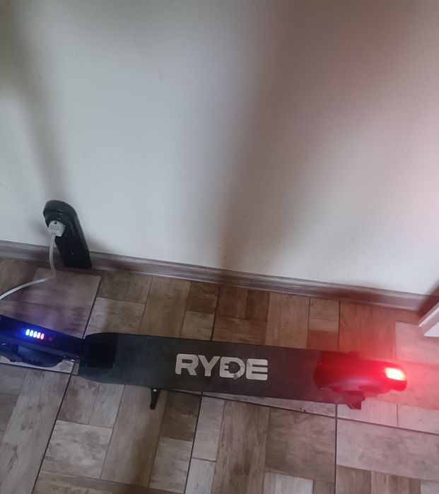 Тротинетка - RYDE