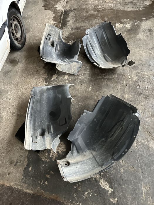 Преден подкалник Mercedes R class W251