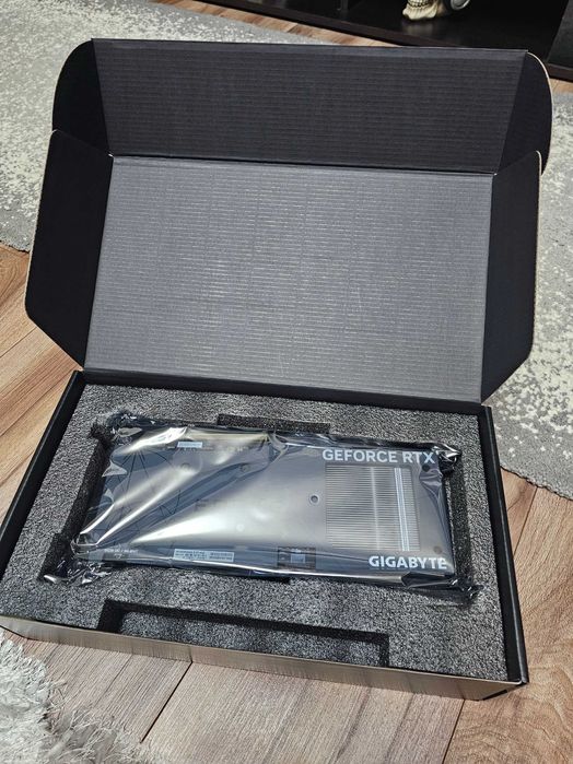 Placa Video Gigabyte GeForce RTX 4060