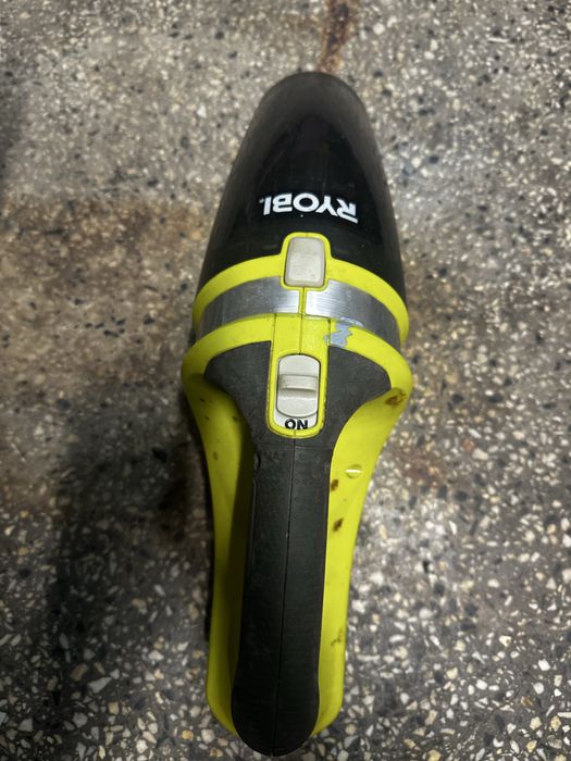 Комплект Ryobi чисто нови +подарък прахосмукачка.