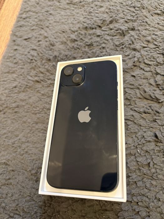 iPhone 13 - 128GB - Liber de retea - Resetat