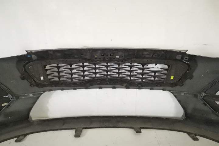 Bara Fata Originala Cu Grile Proiector Laterale Stanga Dreapta Central