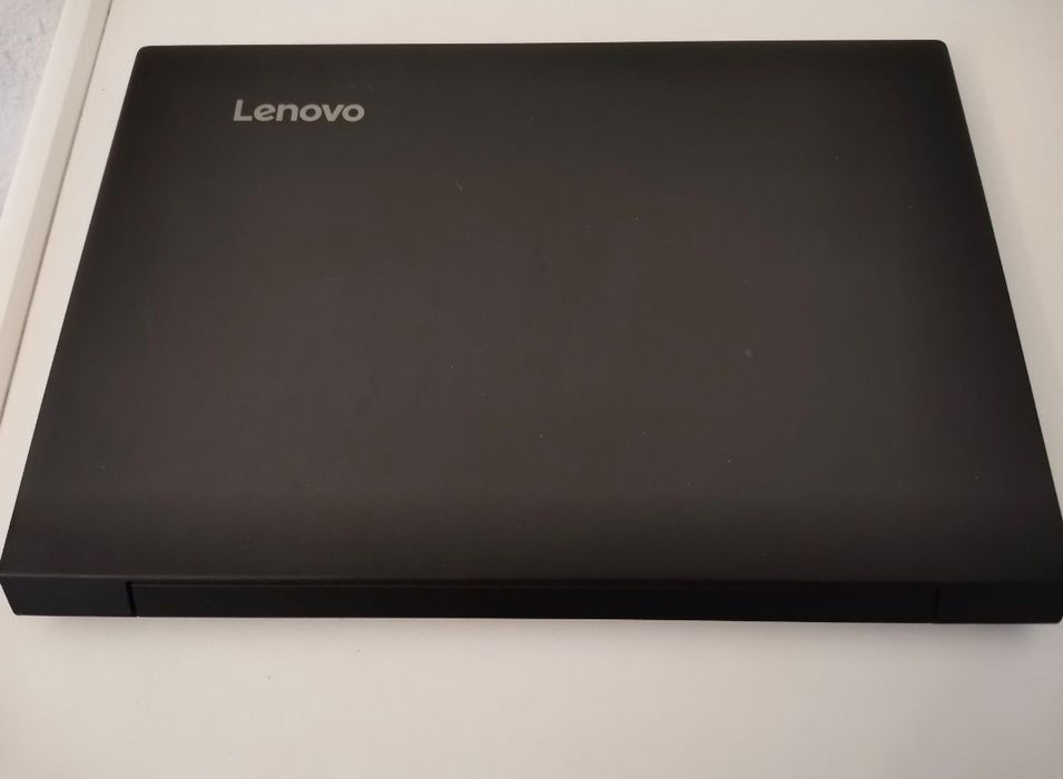 Laptop Lenovo V110-15IAP