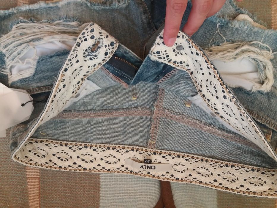 Pantaloni scurti blugi Only