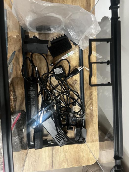 Аквариум с аксесоари