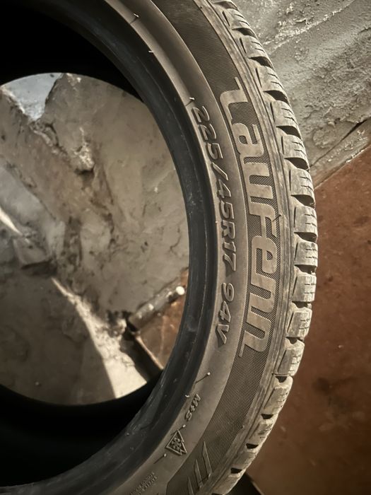 Зимни Гуми Laufen 225/45/R17 DOT (3225) 2бр.