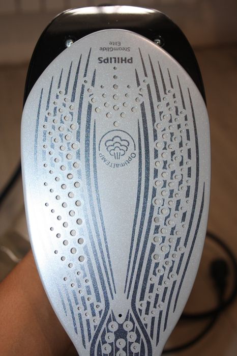 Продам парогенератор Philips perfect car 80000