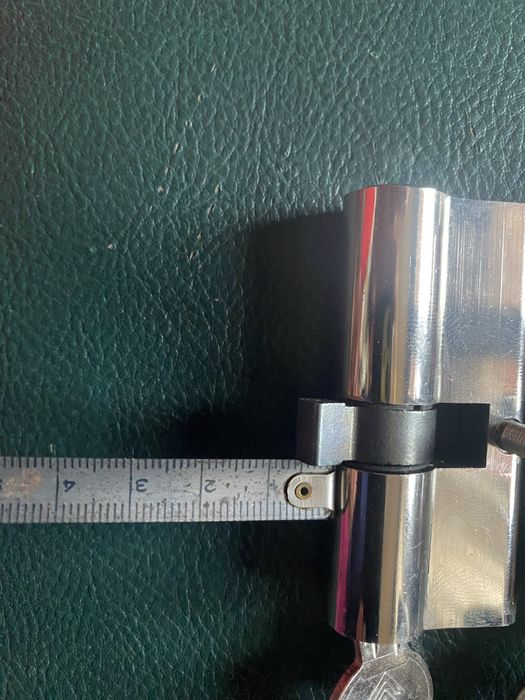 Патрони за брава с ключове