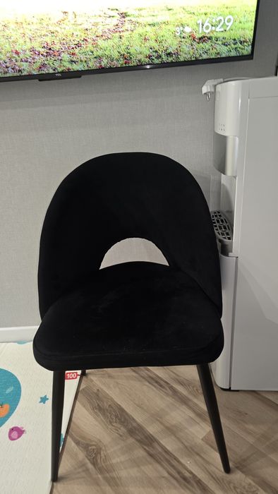 Продаётся  стул.