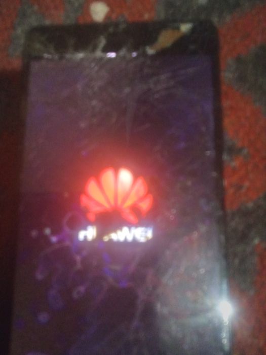 Телефон HUAWEI в BGN левове