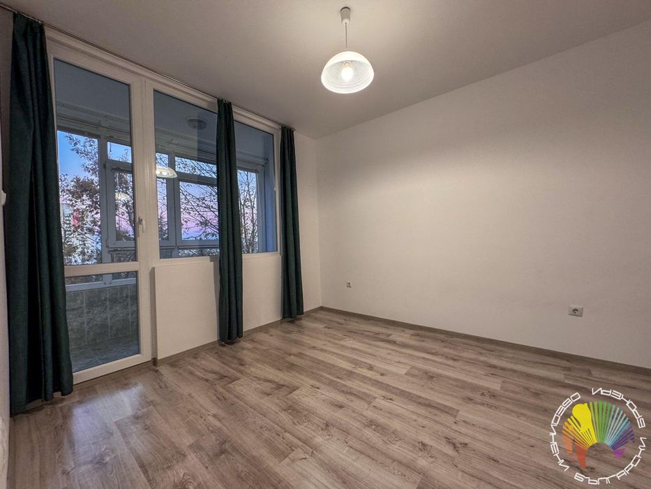 Дава се под наем Тристаен апартамент в Бургас, Славейков - 100 кв.м за 714 € - Снимка #14