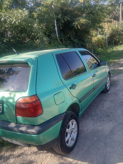 Продам машину  гольф
