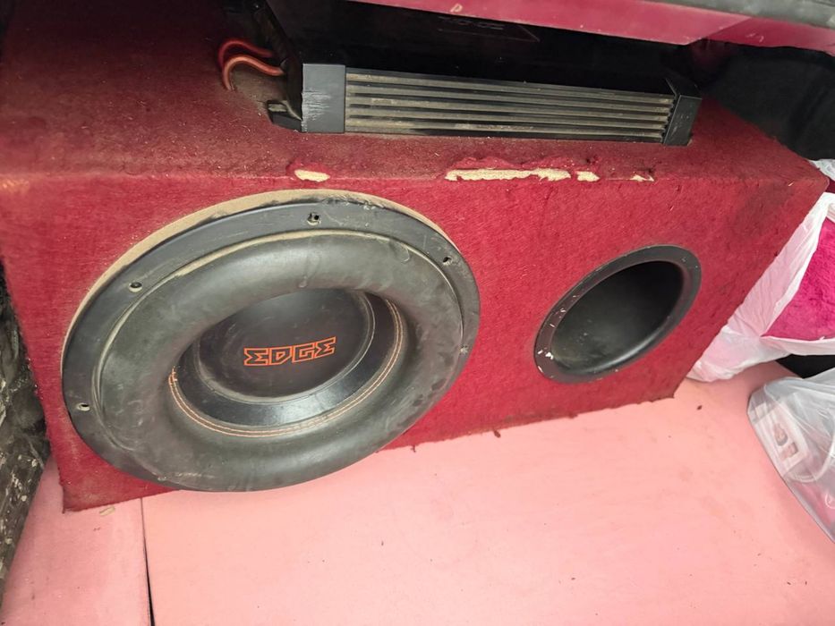 Сабуфер edge в хорошем состоянии