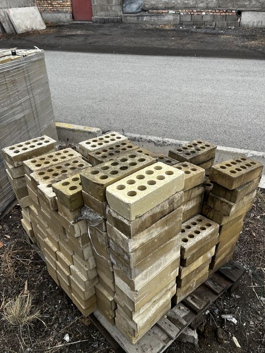 кирпич гиперпресованный