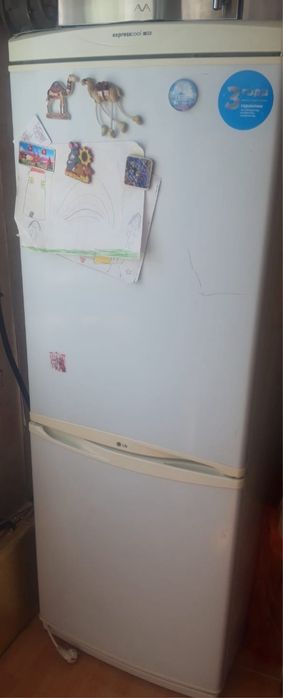 Срочно продам холодильник LG