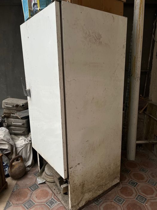 Холодильник Советский в хорошем состоянии. Рабочий!