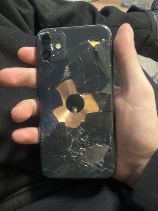 IPHONE 11 pentru piese