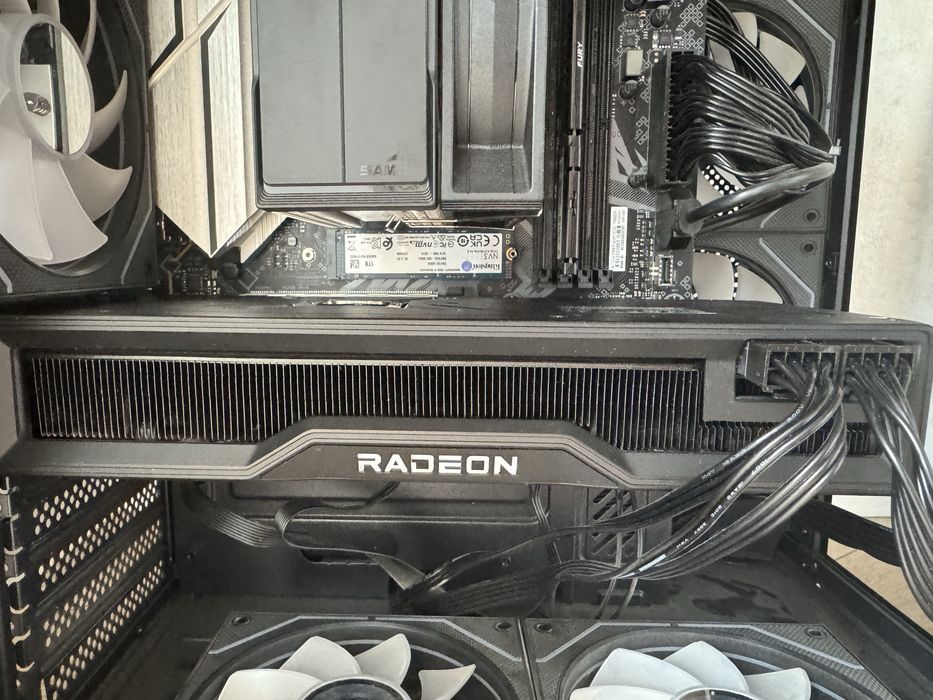 Rx 6800xt 16 gb (референс)