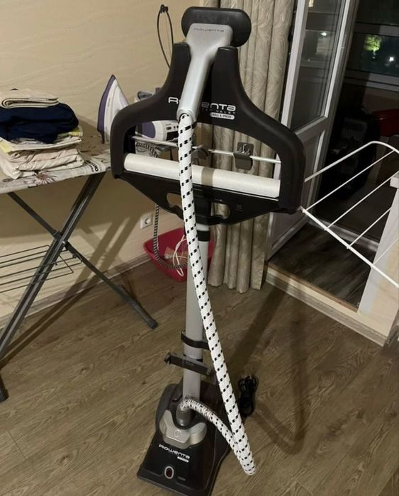 Продается отпариватель вертикальный