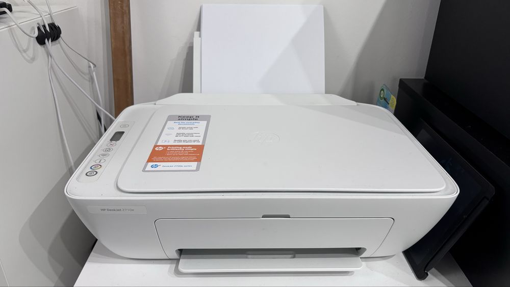 Imprimanta multifunctionala HP 2710 e, listare wi fi, scanare si copiere - Garantie