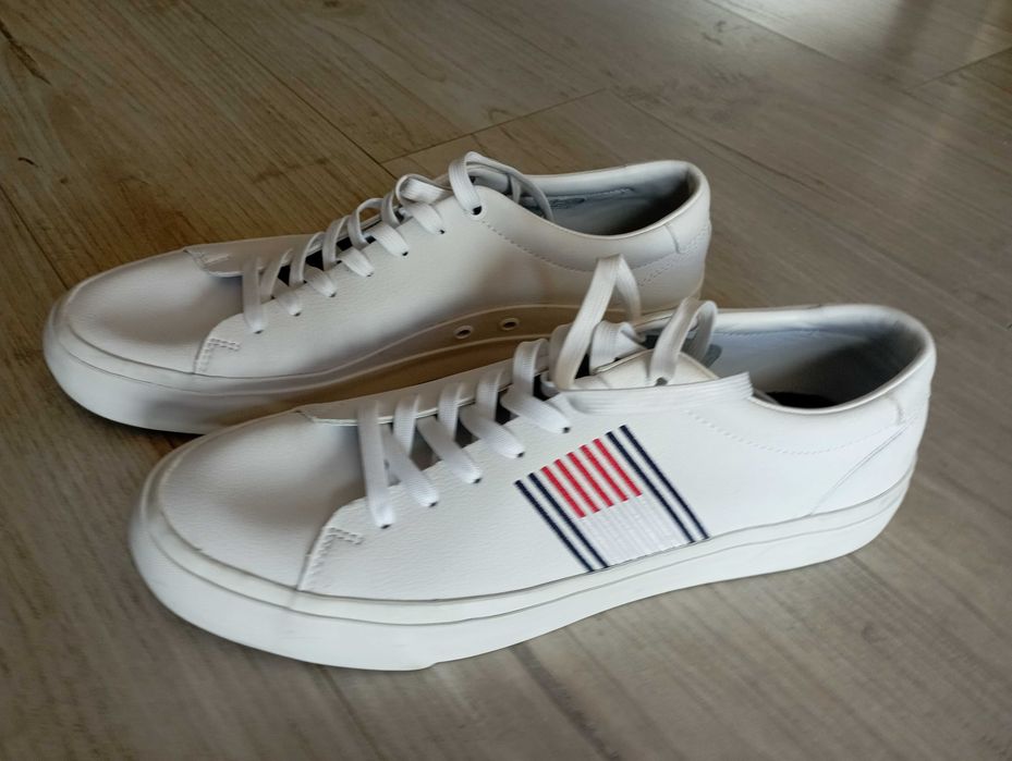 Tomi Hilfiger ,44,естествена кожа