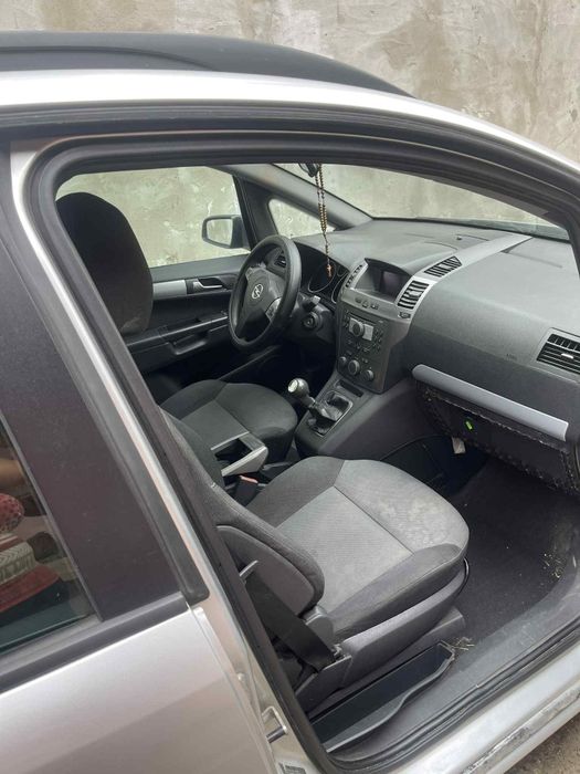 Vand  Opel zafira 1.9