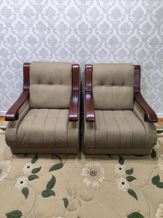 Продам 2 кресла Срочно