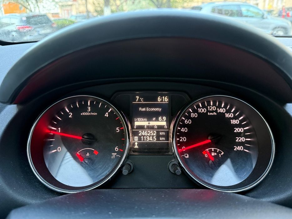 Vand nissan qashqai