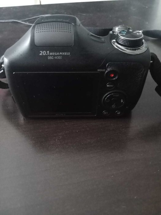 Sony DSC-H300 – 20.1MP Bridge Camera with 35x Optical Zoom