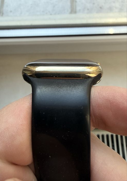 Apple Watch 7, GPS, Cellular, 45 mm, carcasa gold stainless steel