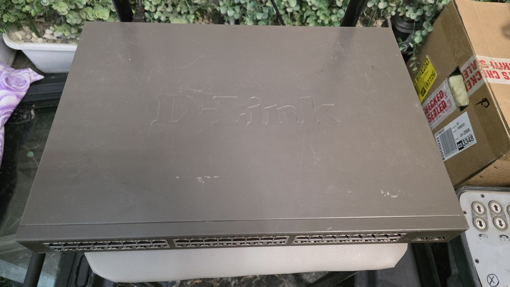 Коммутатор D-LINK DES - 1050G 48 port