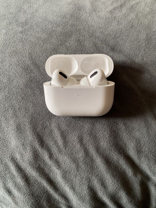 Airpods pro продам