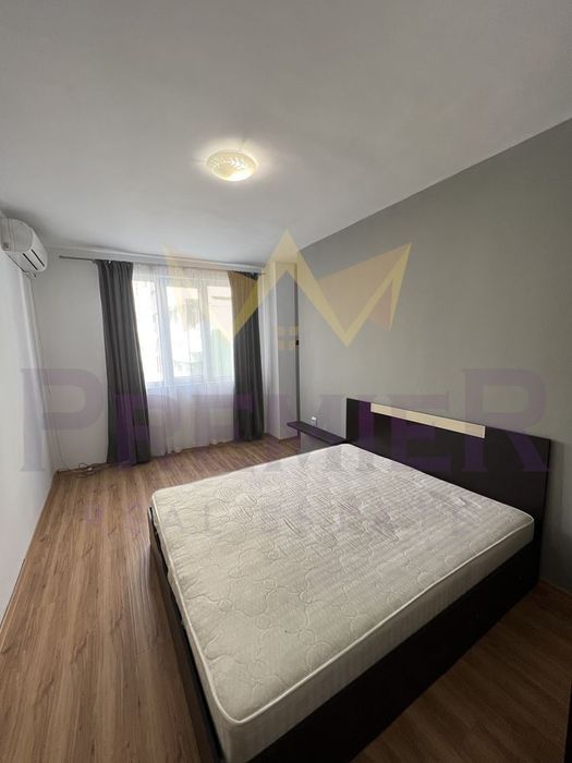 Дава се под наем Тристаен апартамент в Варна, Колхозен пазар - 110 кв.м за 612 € - Снимка #9