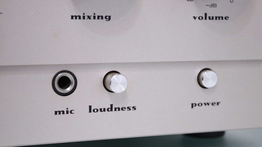 Amplificator/Statie Marantz A-25(2x25W).