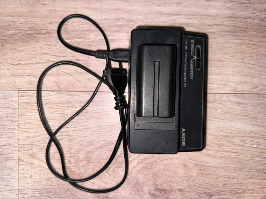 Зарядное устройство для Sony