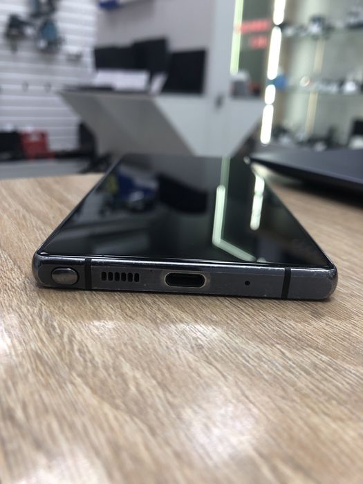 Galaxy note 20 256gb (p25)