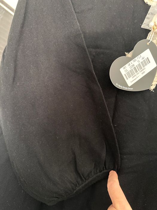 Top/bluza M/L neagra noua