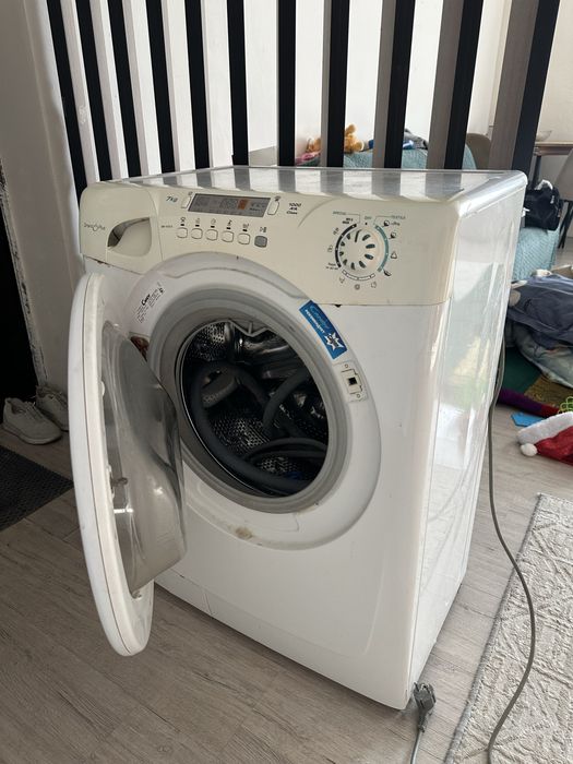 Продам стиральную машинку автомат