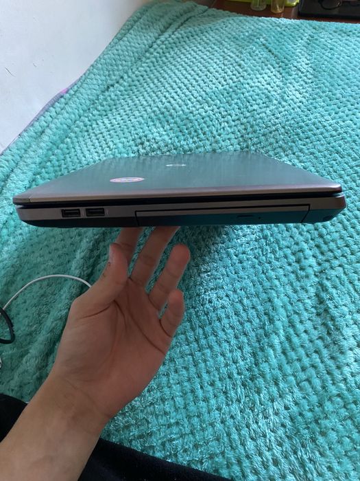 Продам ноутбук hp